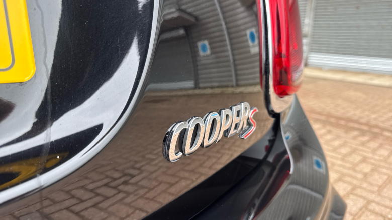 MINI Hatchback 2.0 Cooper S Sport II 5dr Auto Petrol Hatchback